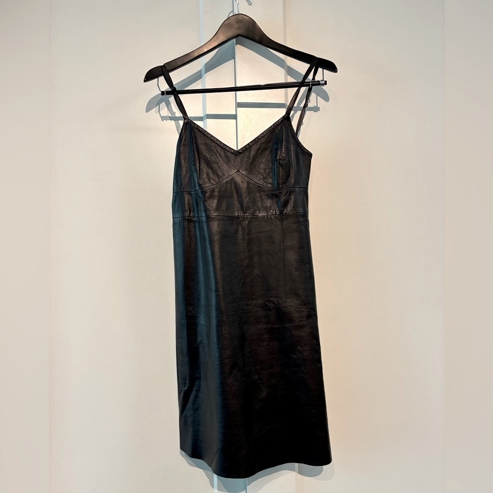 🖤 Helmut Lang 0 XS Black Leather Slip Dress with V-Neck 🔥 Edgy Chic Vibes